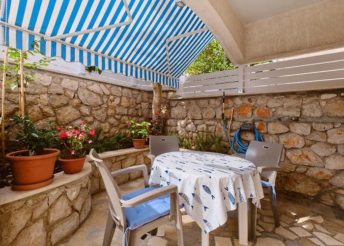 Apartment With A Parking Space Losinj, Losinj - 23418 Mali Losinj