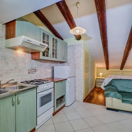 With A Parking Space Losinj, Losinj - 23418 Apartman Mali Lošinj