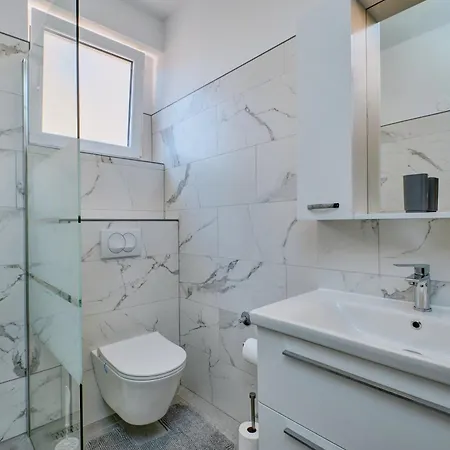 Apartman With A Parking Space Losinj, Losinj - 23418 *